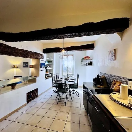La Terrasse D'olea, Au Coeur Du Village Holiday home