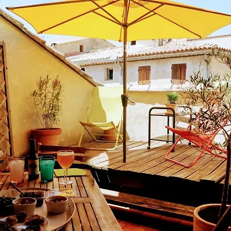 La Terrasse D'olea, Au Coeur Du Village Holiday home