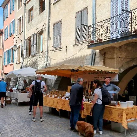 La Terrasse D'olea, Au Coeur Du Village Buis-les-Baronnies