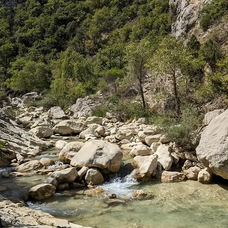 La Terrasse D'olea, Au Coeur Du Village Сasa de vacaciones *